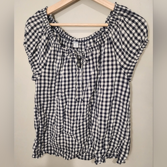 Old Navy Ruffle Tie-Neck Gingham Blouse - Picture 1 of 3